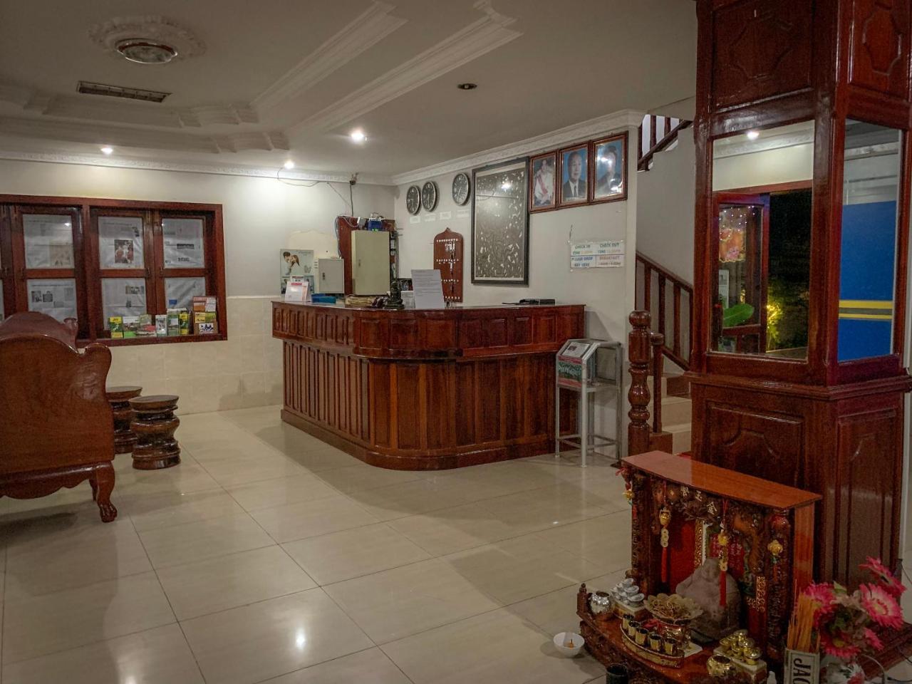 Damnak Riverside Villa Siem Reap Bagian luar foto